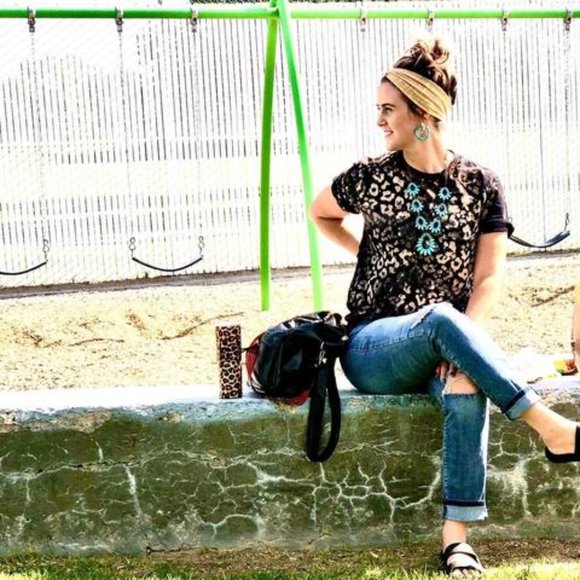 PLAIN BLACK BLEACHED LEOPARD Dye Tee - Picture 4 of 6